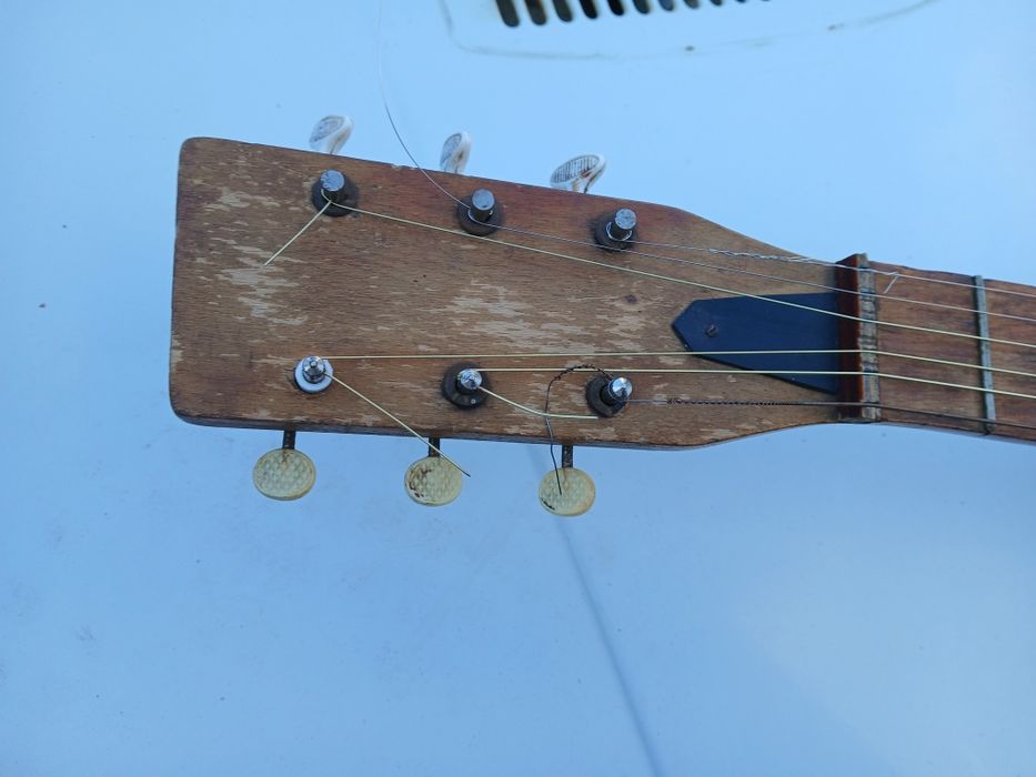 Гитара шести струнная б.у. акустическая 6-ти струнная гитара