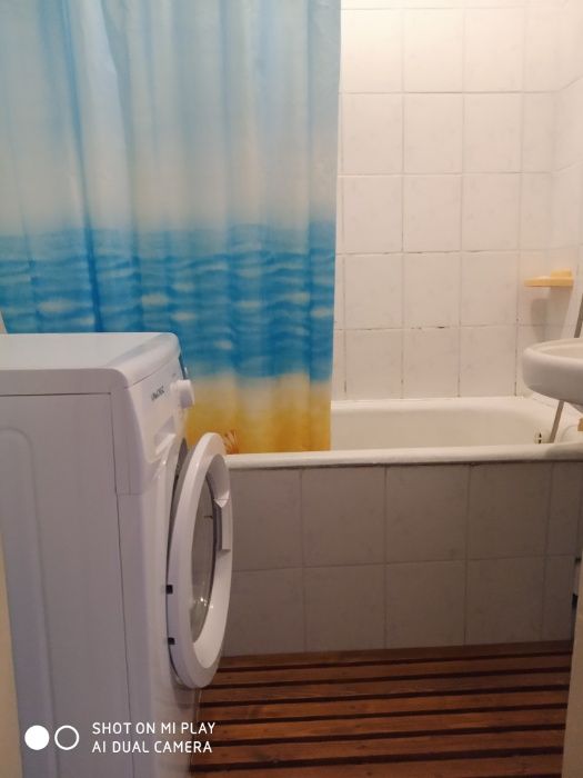 2-х ком. 1-6 чел. вул. Руська. 235 подобово .