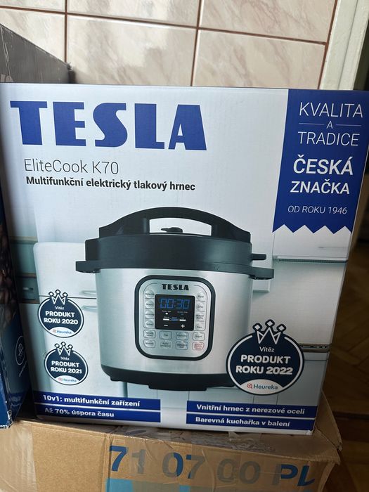 Multicooker Tesla EliteCook K70 1000W 6l