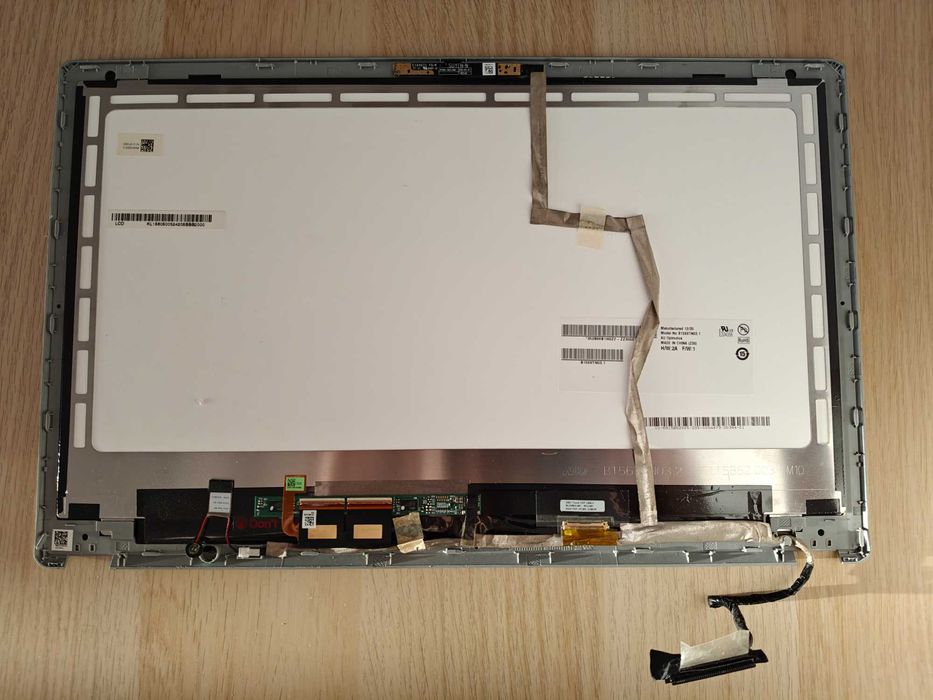 Acer Aspire V5-571 części - matryca bateria zawiasy nagrywarka inne