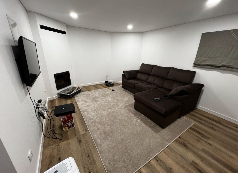 Sofa 3 lugares com chaise flexivel