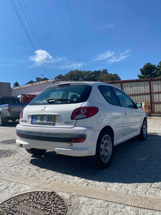 Peugoet 206+ 1.4 hdi — photo 4