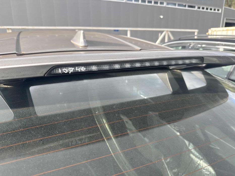 Luz stop adicional / 3º stop TOYOTA C-HR (_X1_)