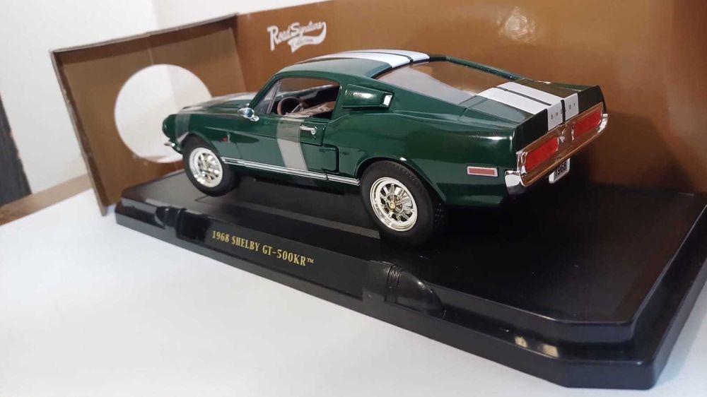 1/18 Ford Mustang Shelby GT500 KR - Road Signature