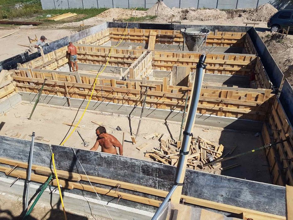 Бригада монолитчиков, монолитные работы, бетонирование. - Будівельні ...