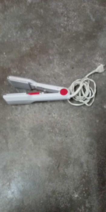 Hair Curling Iron, Almost New