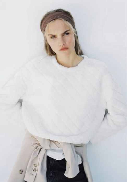 Светр ZARA новий