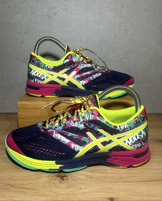 Buty Asics Gel-Noosa Tri 10 39,5