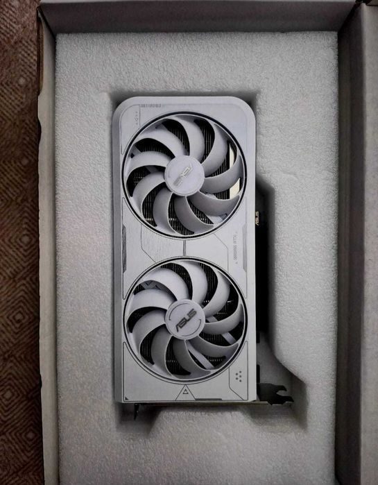 ASUS Dual GeForce RTX 3060 Ti White OC Edition with 8GB GDDR6X64740467862530122