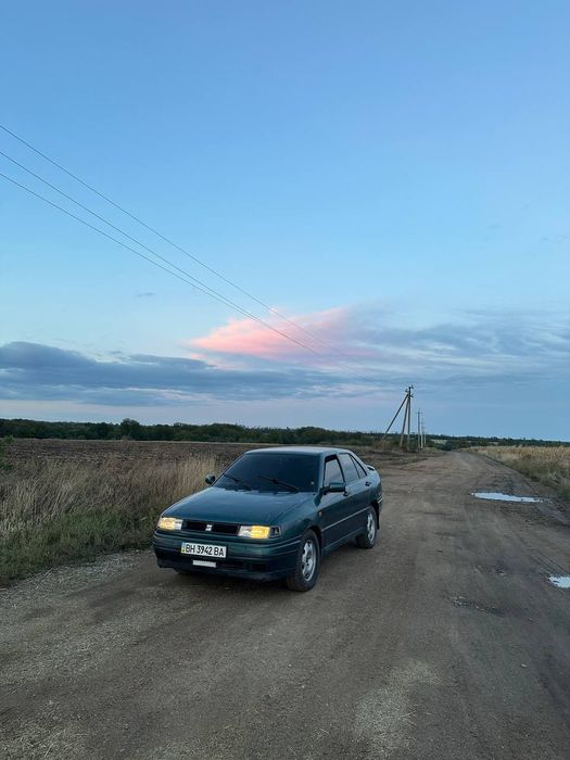 Продам seat toledo 1