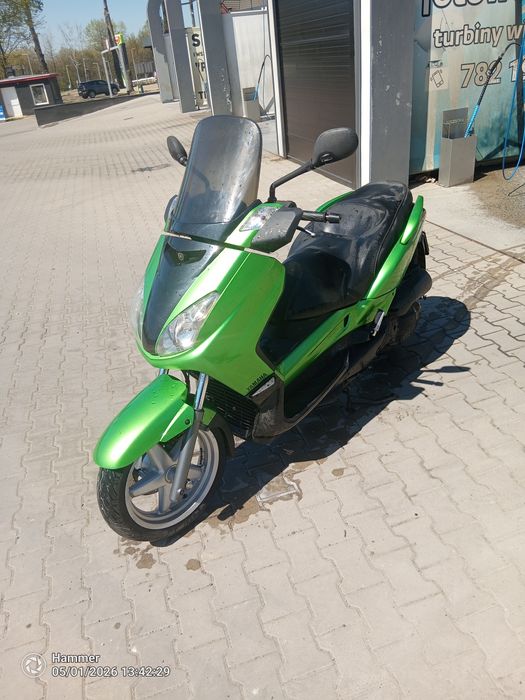 Yamaha x max 125