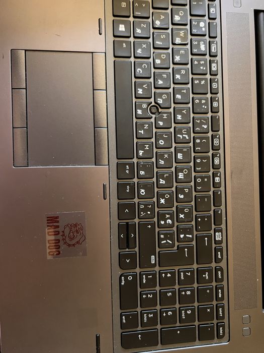 Ноутбук HP хороший стан