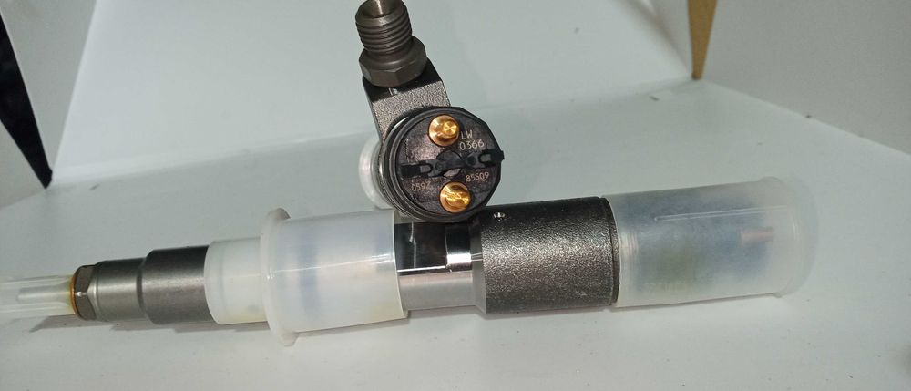 Нова Оригінальна Форсунки BOSCH 0445120366 Cummins