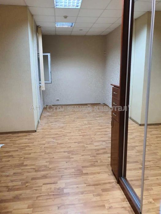 170м2 на Курбаса - під Клініку/Курси/Школу/Дит.садок/Офіс.