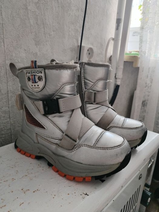 Дитячі зимові черевики