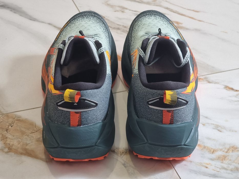 Оригінал 100% Чоловічі кросівки Asics Trabuco Max 4   EUR 46.5