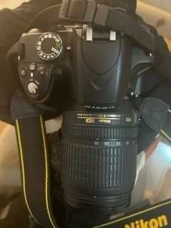 Máquina D3200 + AF-S NIKKOR 18-105 mm