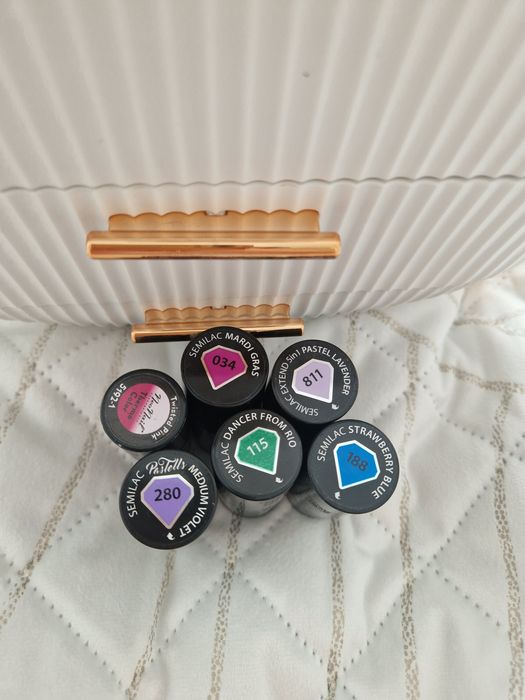 Zestaw lakierów Semilac