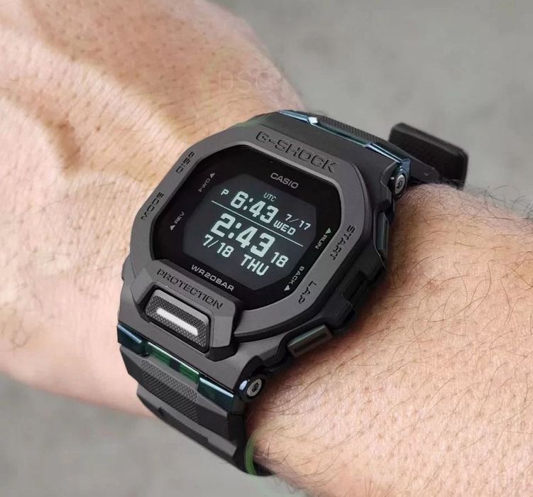 Продаю свои часы Casio G-Shock GBD-200UU-1E