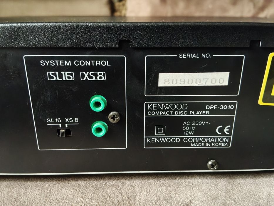 CD Kenwood DPF -3010 +pilot