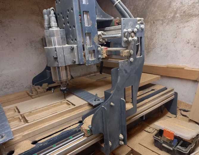 фрейзерный станок ЧПУ фрейзер с полем 500*300*130