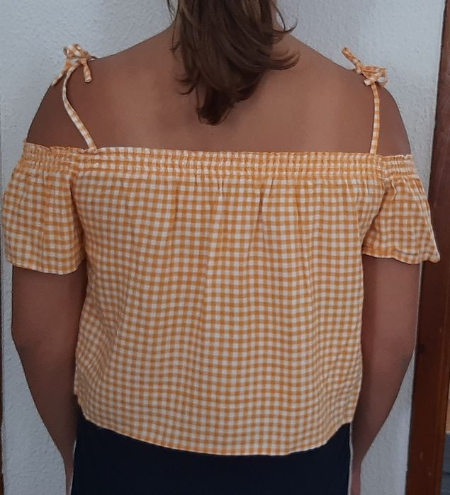 Top Amarelo Bershka