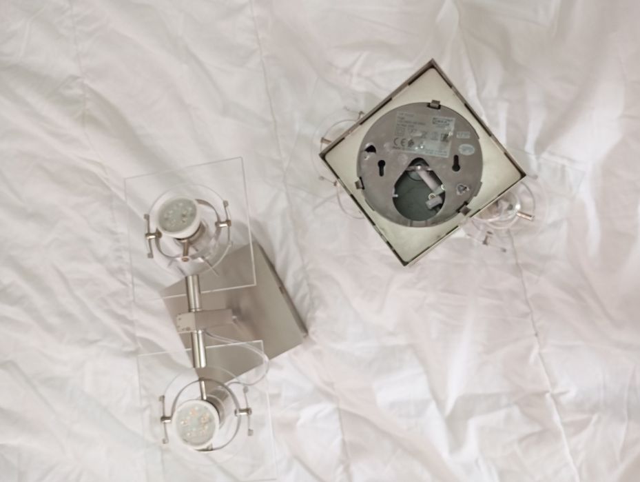 Conjunto de  Candeeiro/projector LEDs IKEA Fuga T0428