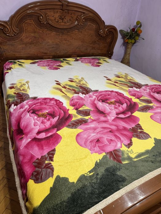 Продаю покривало плед двох спальне дуже мяке тепле