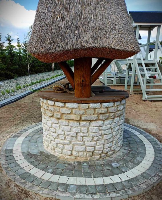 Grill z kamienia, wędzarnia, posadzka kamienna