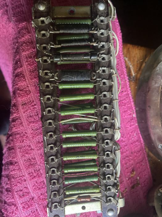 Плата с резисторами (старого образца, СССР)