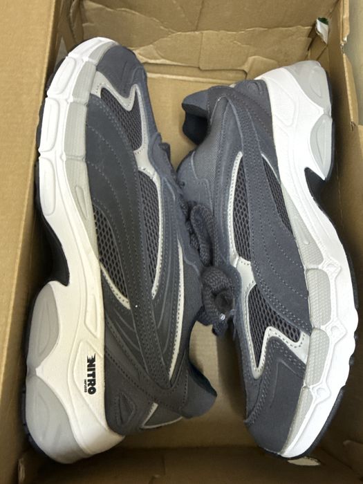 Кросівки Puma Teveris Nitro у розмірі 44 (US 10,5), довжина устілки 28,5 см.