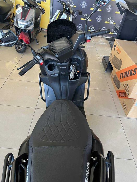 Скутер SPARK SP150S-24