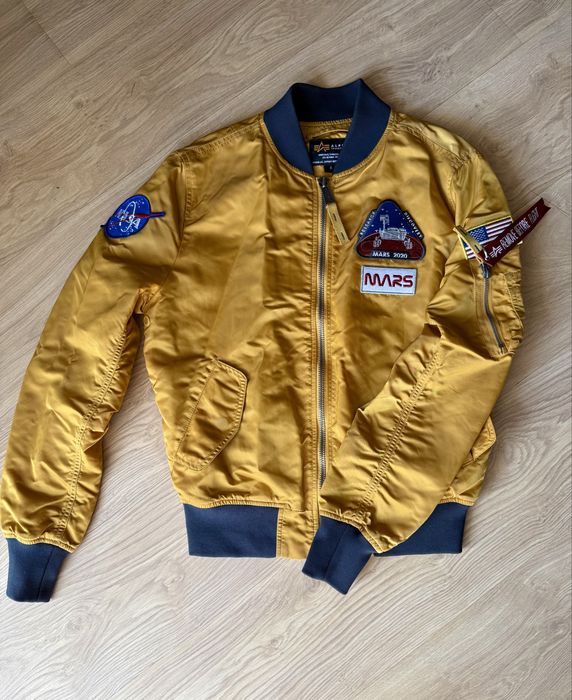 Куртка-бомбер Alpha Industries Nasa, розмір S
