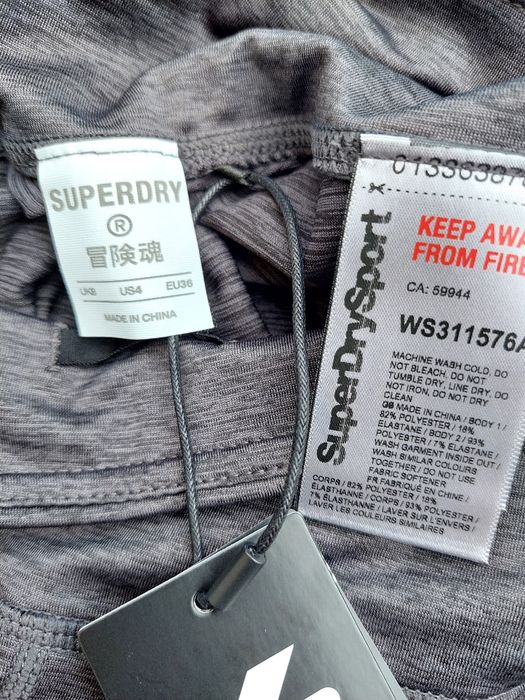 Superdry, legginsy.