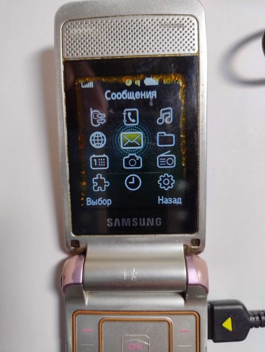 Продам кнопочные телефоны 9 шт.одним лотом.