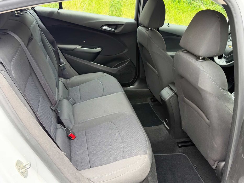 Chevrolet Cruze LT      2017