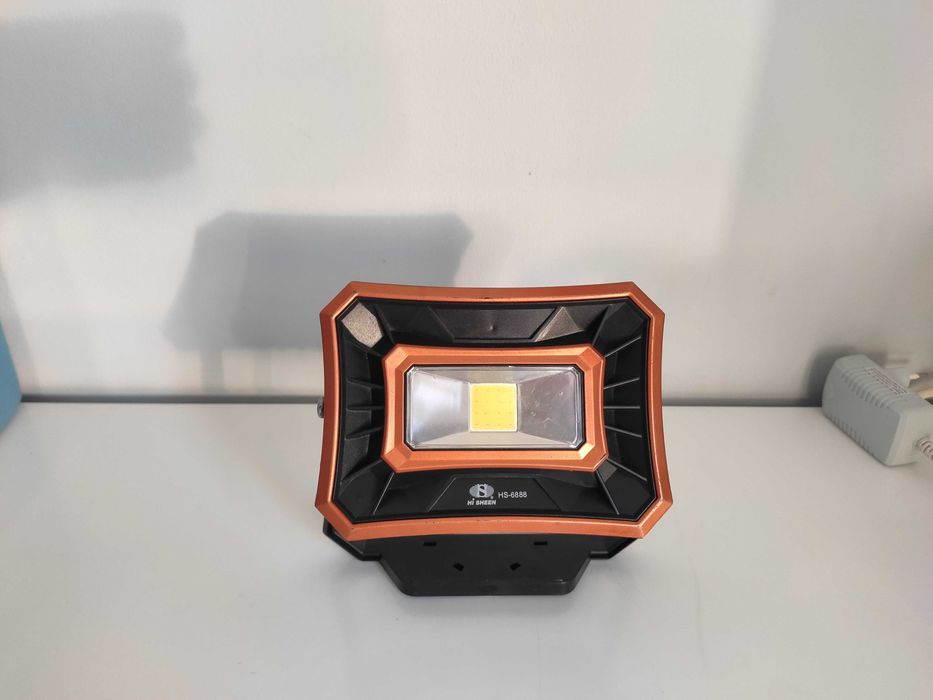 Lanterna/Holofote Solar LED 50w IP65
