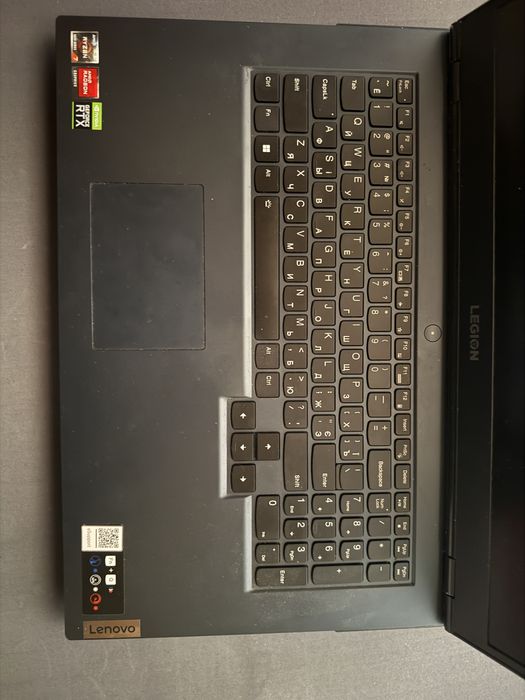 Продам на запчасти Lenovo Legoin 5 17 дюймів