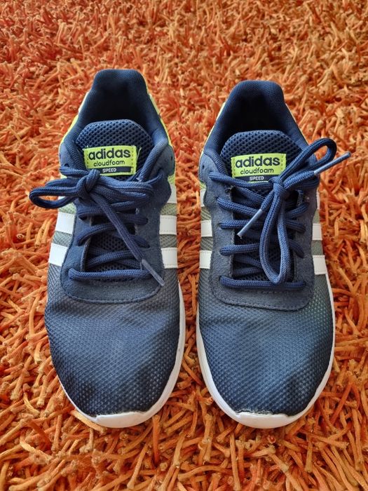 PORTES GRÁTIS - Ténis Desportivos Cloudfoam da Adidas (Nr36)