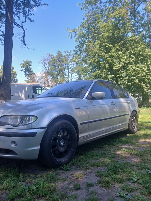 продам автомобіль бмв е46
