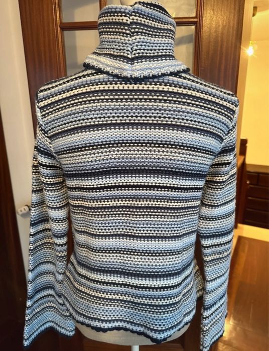 Camisola de malha gola alta