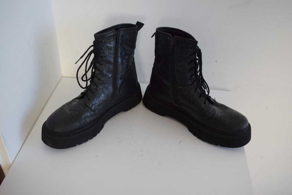 Czarne 41 botki na sznurowane buty na platformie