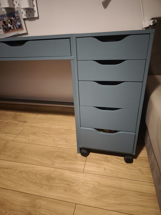 Sprzedam biurko ikea