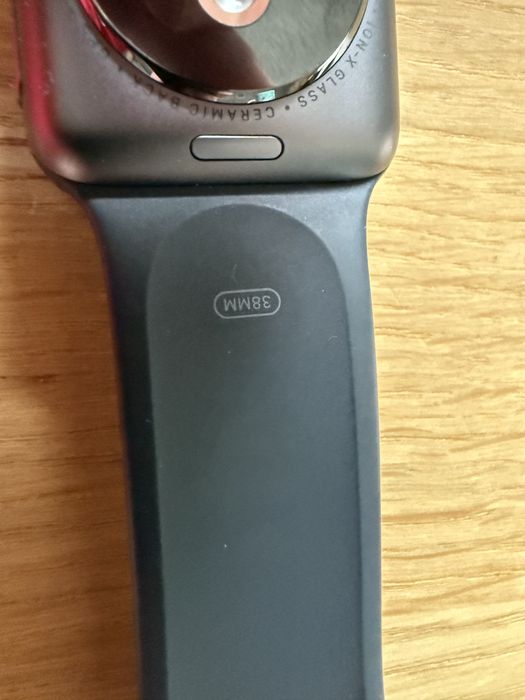 Watch 3 38mm Aluminum Ceraminc black GPS LTE