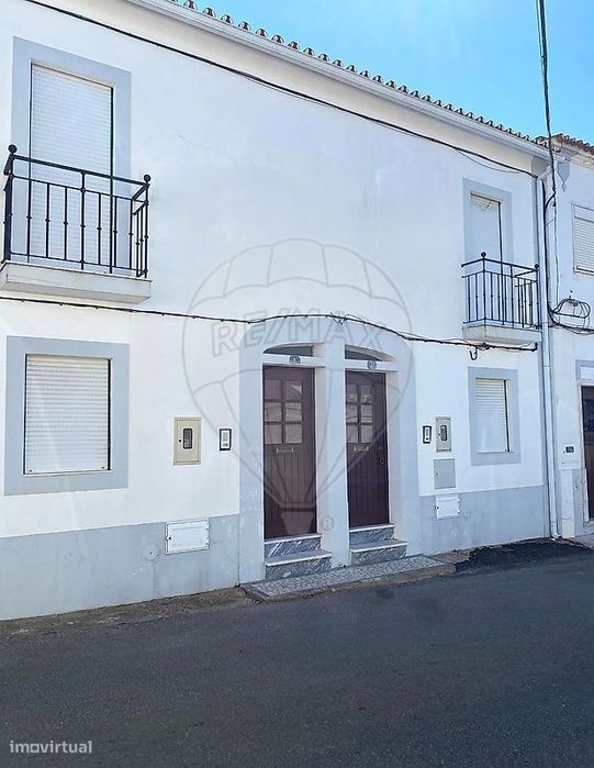 Moradia T2 para venda
