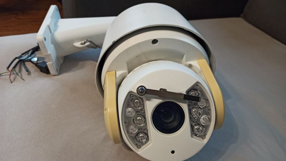 Zewnętrzna, obrotowa kamera sieciowa IP FULL HD  20-X ZOOM Optyka SONY