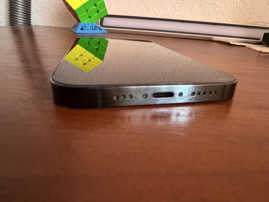 iPhone 12 Pro на 256gb у кольорі Pacific Blue
