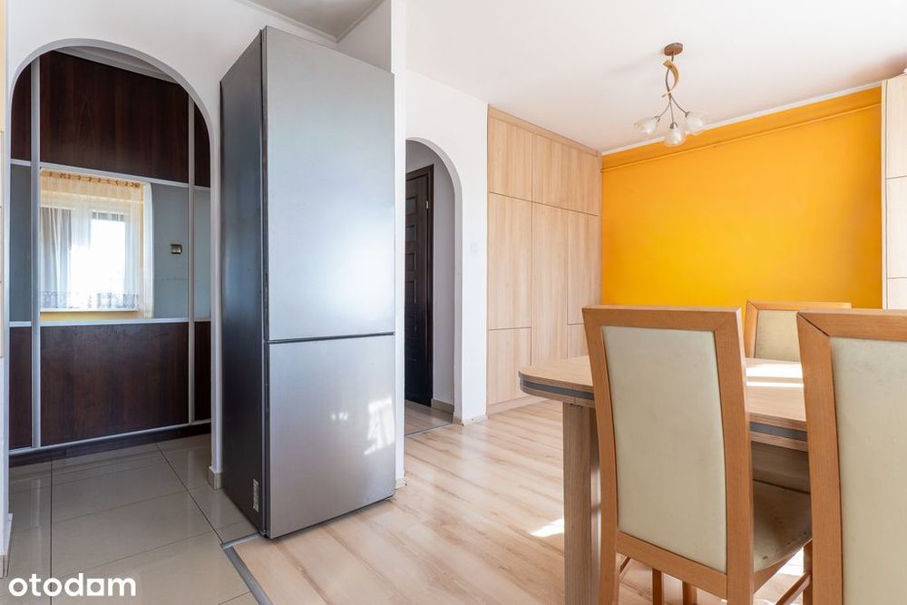 3-4 pokoje, 72 m², garaż, oddzielna kuchnia, 4 pięt.