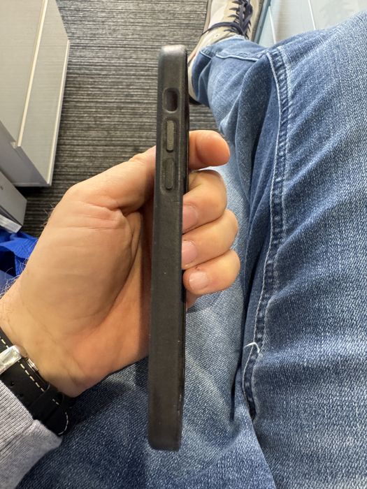 Etui Iphone 13 pro oryginalne skórzane