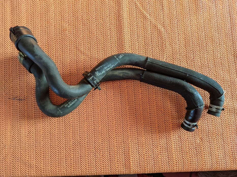 Патрубки пічки Opel Astra H Z19DT 1.9CDTI